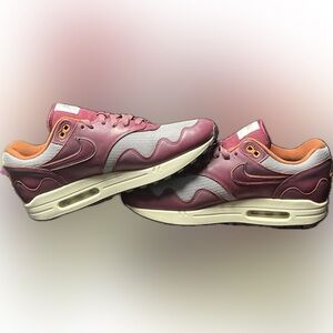 Patta x Nike Air Max 1 - Rush Maroon